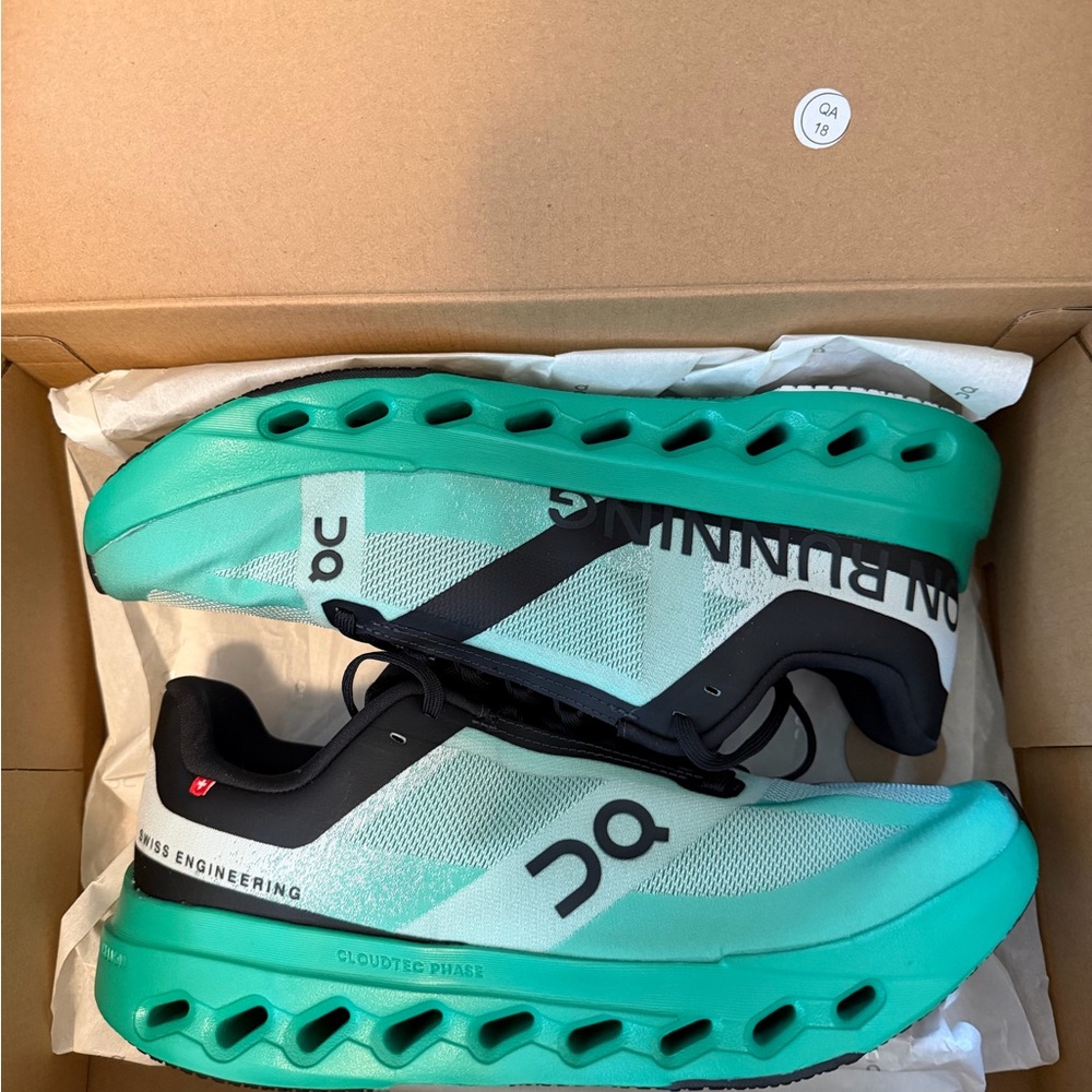 On Running Men's Sneakers in Teal and Black